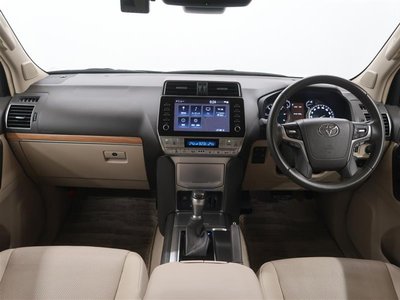 2022 Toyota LAND CRUISER PRADO — фото 6