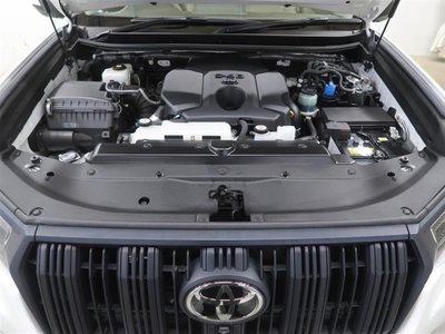 2022 Toyota LAND CRUISER PRADO — миниатюра 35