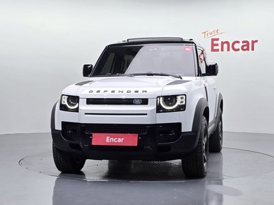 LAND ROVER DEFENDER - 2