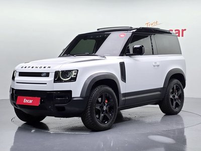 LAND ROVER DEFENDER - 1