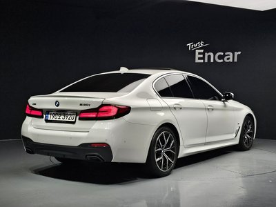 2022 BMW 5 SERIES 照片 4
