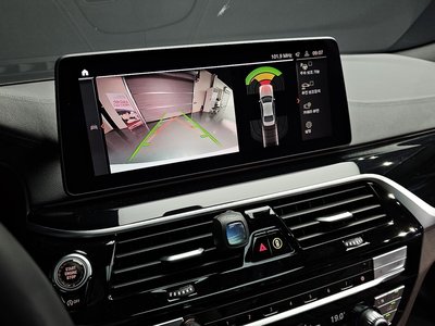 صورة مصغرة 16 لـ 2022 BMW 5 SERIES