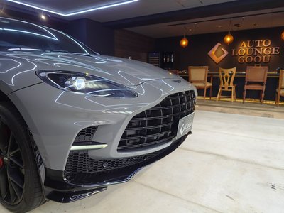 2026 Aston Martin DBX 照片 14