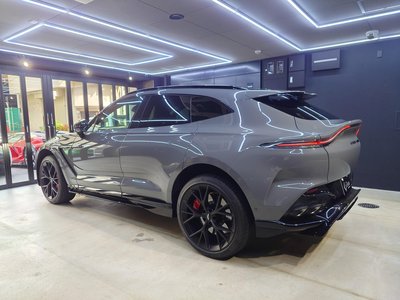 2026 Aston Martin DBX 照片 9