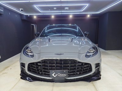2026 Aston Martin DBX 照片 3
