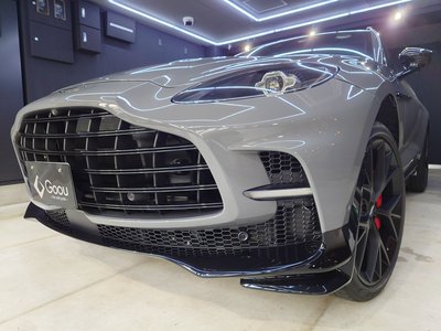 2026 Aston Martin DBX 照片 12