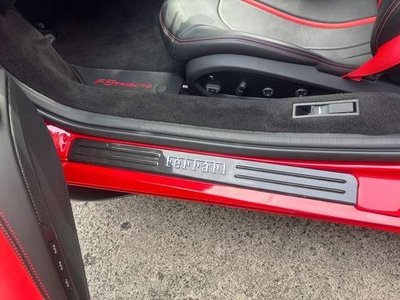 FERRARI F8 - 10