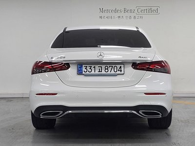 MERCEDES-BENZ E-CLASS - 3