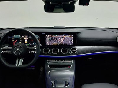 MERCEDES-BENZ E-CLASS - 4