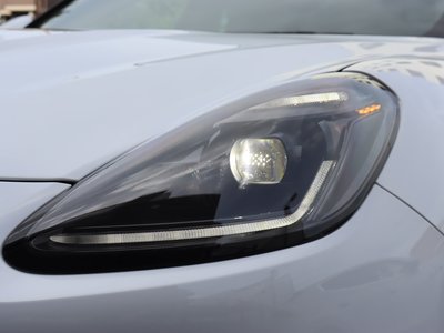 صورة 10 لـ 2023 Maserati GRECALE