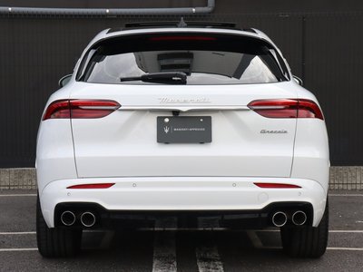 صورة 9 لـ 2023 Maserati GRECALE
