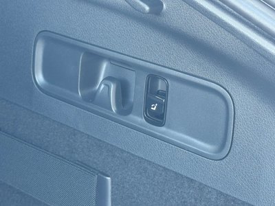 2025 Mercedes-BENZ GLC AMG — миниатюра 25