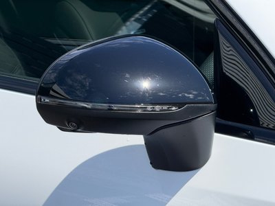 2025 Mercedes-BENZ GLC AMG — миниатюра 16