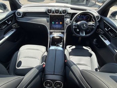 صورة 5 لـ 2025 Mercedes-BENZ GLC AMG