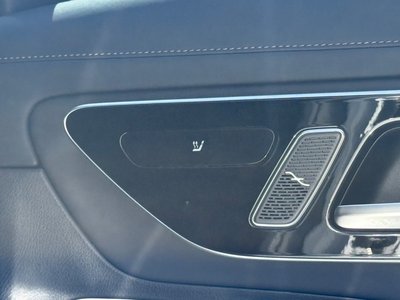 2025 Mercedes-BENZ GLC AMG — миниатюра 38