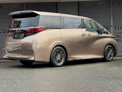 TOYOTA ALPHARD - 5