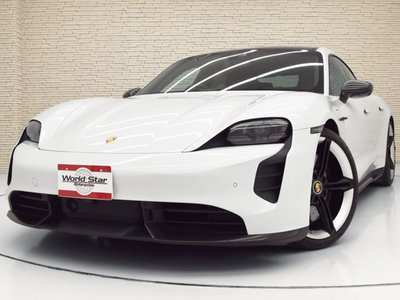 PORSCHE TAYCAN - 1