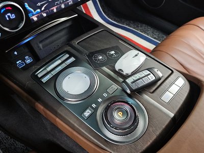 صورة مصغرة 13 لـ 2022 Genesis ELECTRIFIED G80 (RG3)