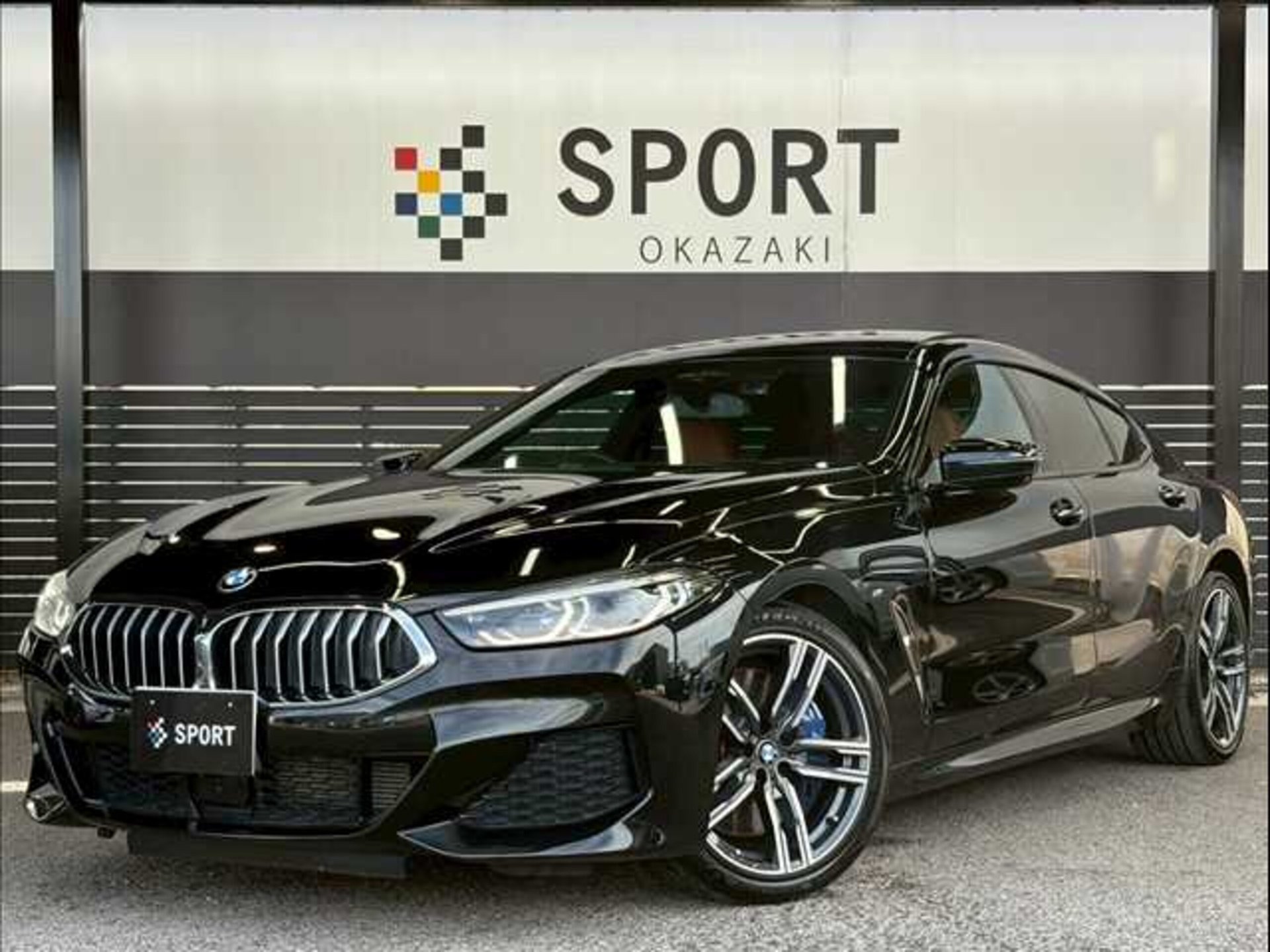 BMW 8 SERIES GRAN COUPE - View 1