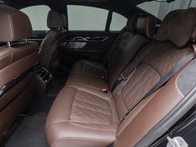 صورة 10 لـ 2021 BMW 7 SERIES