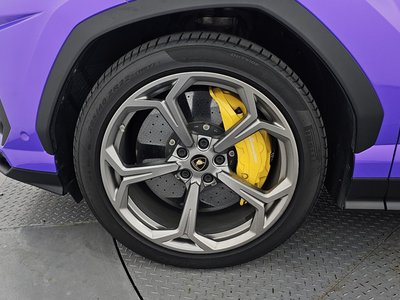 صورة 6 لـ 2019 Lamborghini URUS