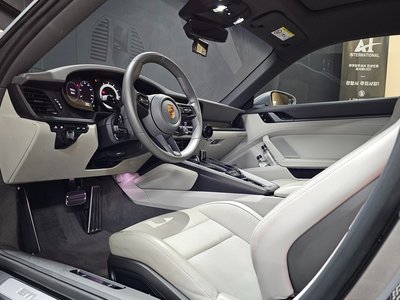 2021 Porsche 911 photo 10