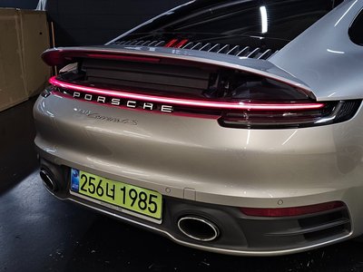 2021 Porsche 911 photo 9