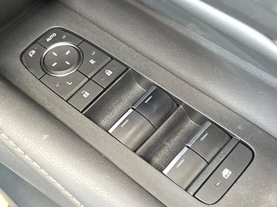 2023 TOYOTA ALPHARD — миниатюра 30