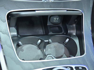 2019 Mercedes-BENZ E-CLASS — миниатюра 35