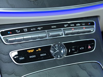 2019 Mercedes-BENZ E-CLASS — миниатюра 31