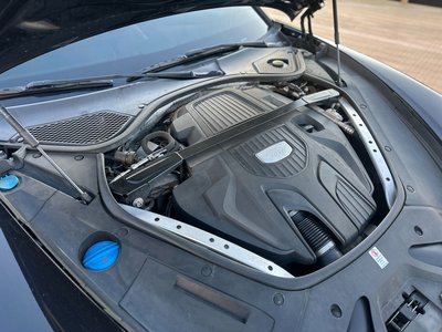 PORSCHE PANAMERA - 6