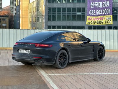 PORSCHE PANAMERA - 2