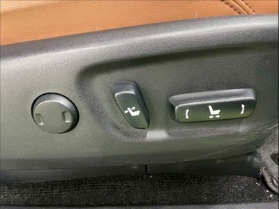 TOYOTA LAND CRUISER PRADO - 8