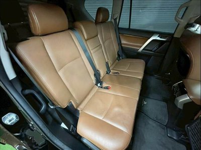 TOYOTA LAND CRUISER PRADO - 10