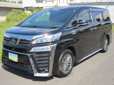 TOYOTA VELLFIRE - 1