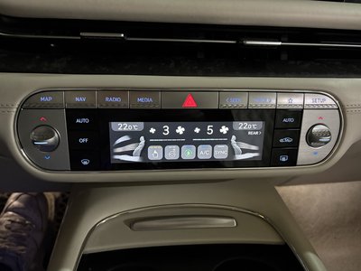 صورة 10 لـ 2022 Genesis G90 (RS4)