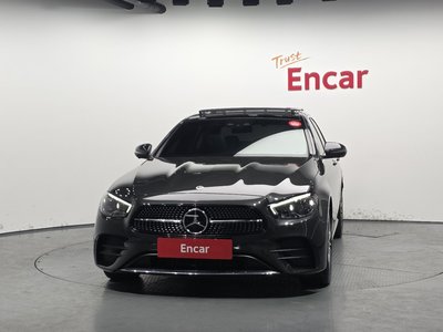 MERCEDES-BENZ E-CLASS - 2