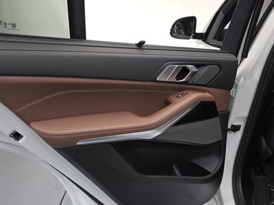 2025 BMW X5 — миниатюра 15