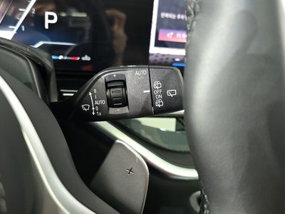 2025 BMW X5 — миниатюра 26