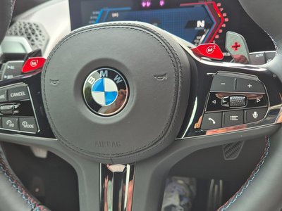 2025 BMW XM 缩略图 11