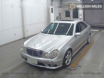 MERCEDES-BENZ E-CLASS - 4