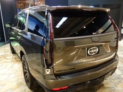 CADILLAC ESCALADE - 8