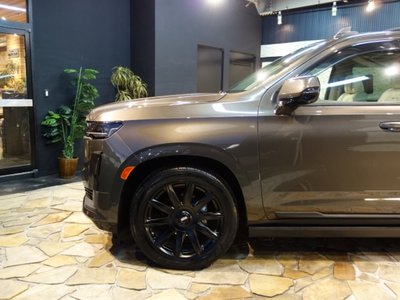 CADILLAC ESCALADE - 4