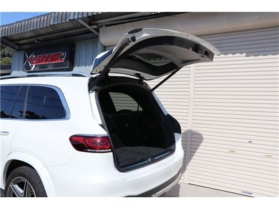 MERCEDES-BENZ GLS - 7