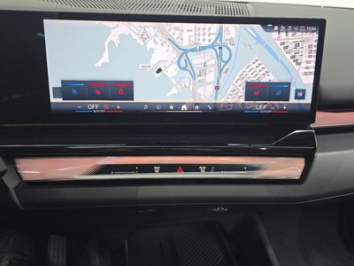 2025 BMW 5 SERIES — миниатюра 16