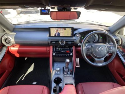 LEXUS IS - 5