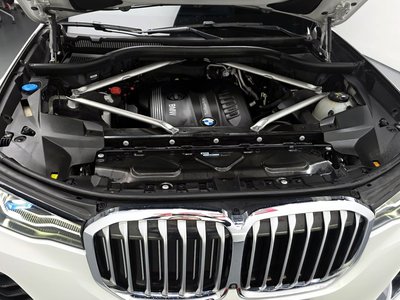 BMW X7 - 7