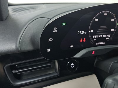 2023 Porsche TAYCAN 缩略图 31