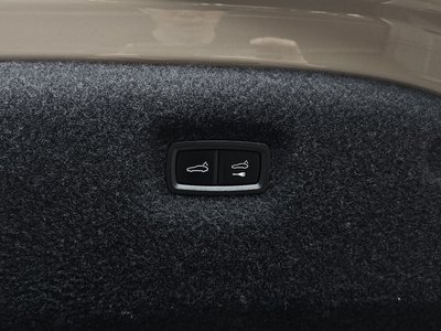 2023 Porsche TAYCAN 缩略图 22