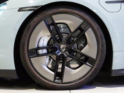 2025 Porsche TAYCAN 缩略图 79